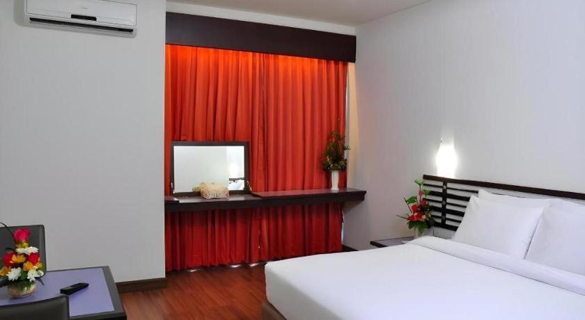 The Color Hotel Hat Yai Eksteriør bilde